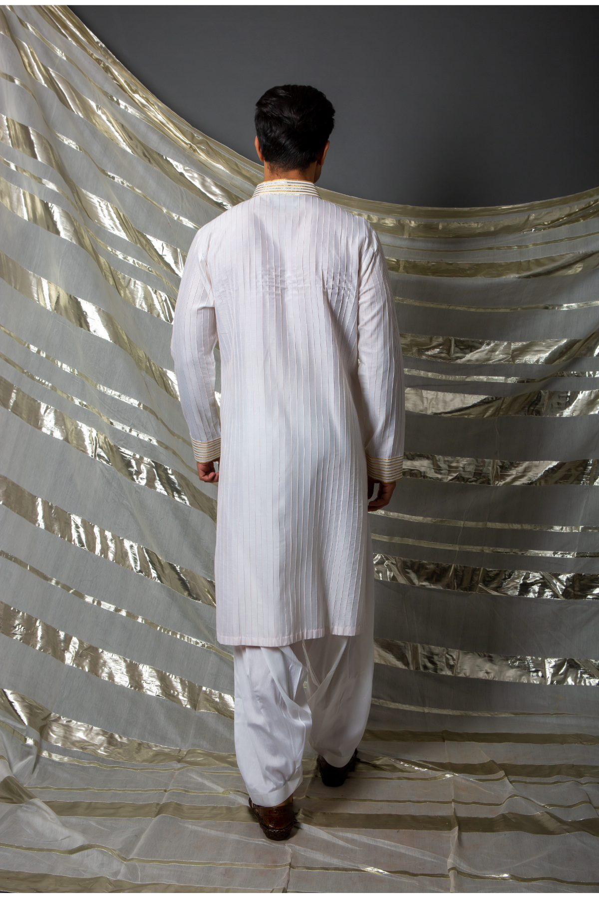 Off white peach thread pintucks kurta with pleating detail set - Kunal Anil Tanna