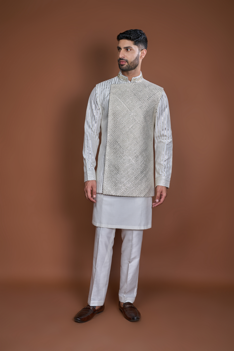 Off white thread textured bandi kurta set