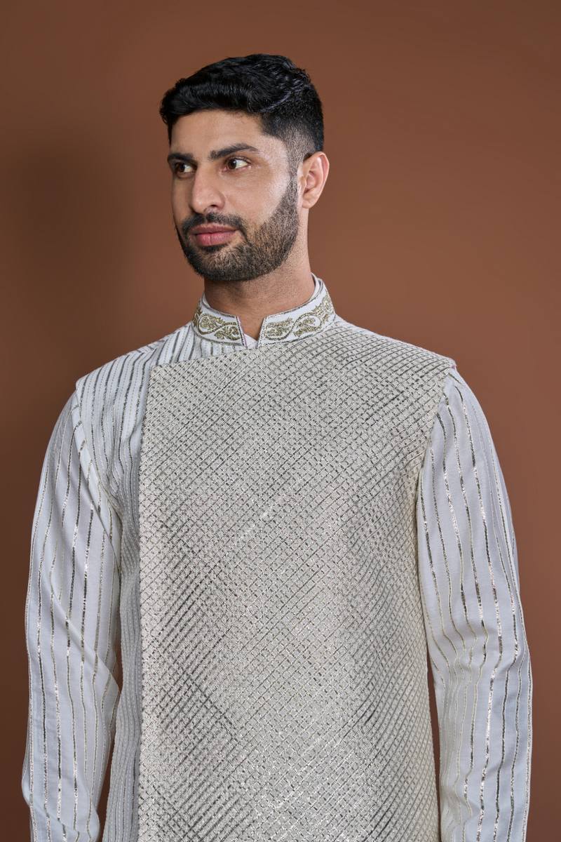 Off white thread textured bandi kurta set