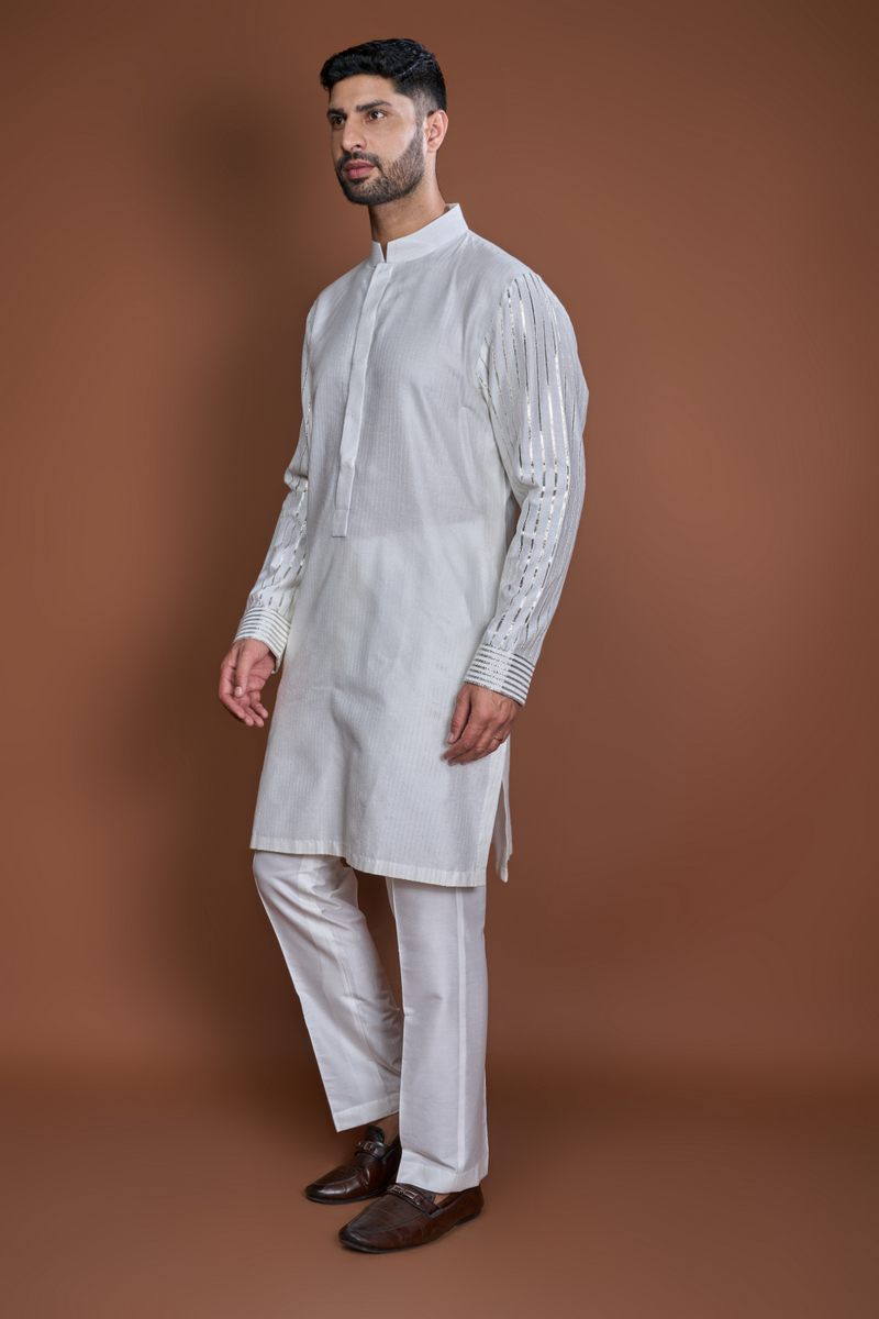 Off white peach thread textured bandi kurta set