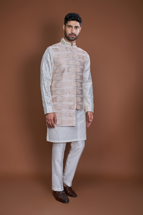 Off white peach thread textured bandi kurta set