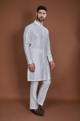 Off white thread textured bandi kurta set