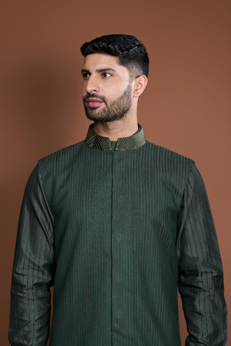 Dark green pintucks and thread texture bandi kurta set