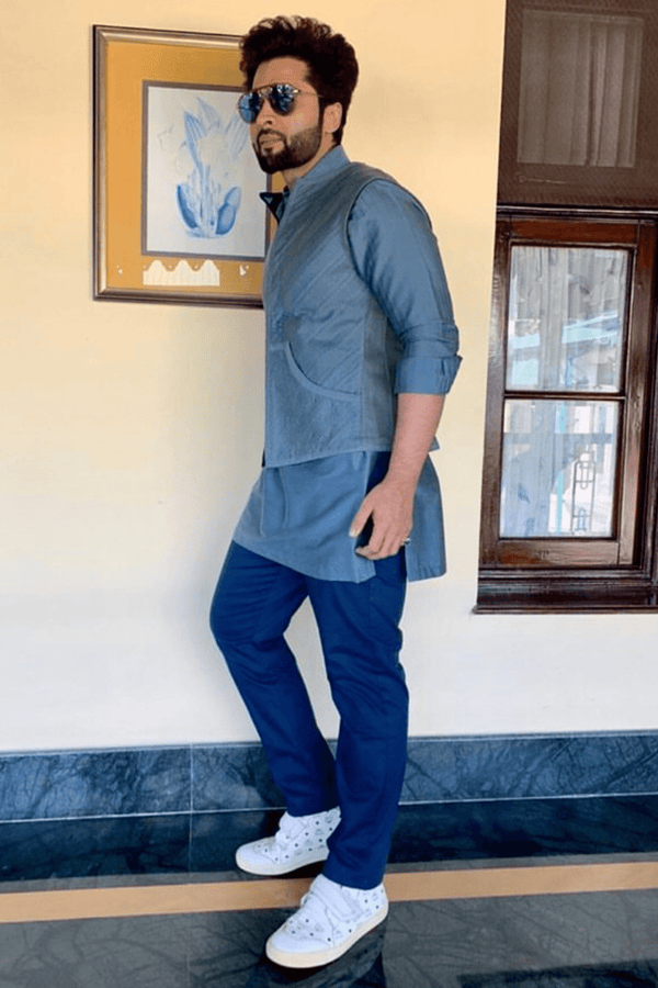 Jackky Bhagnani In Blue Bandi Jacket, Blue Shirt Kurta - Kunal Anil Tanna