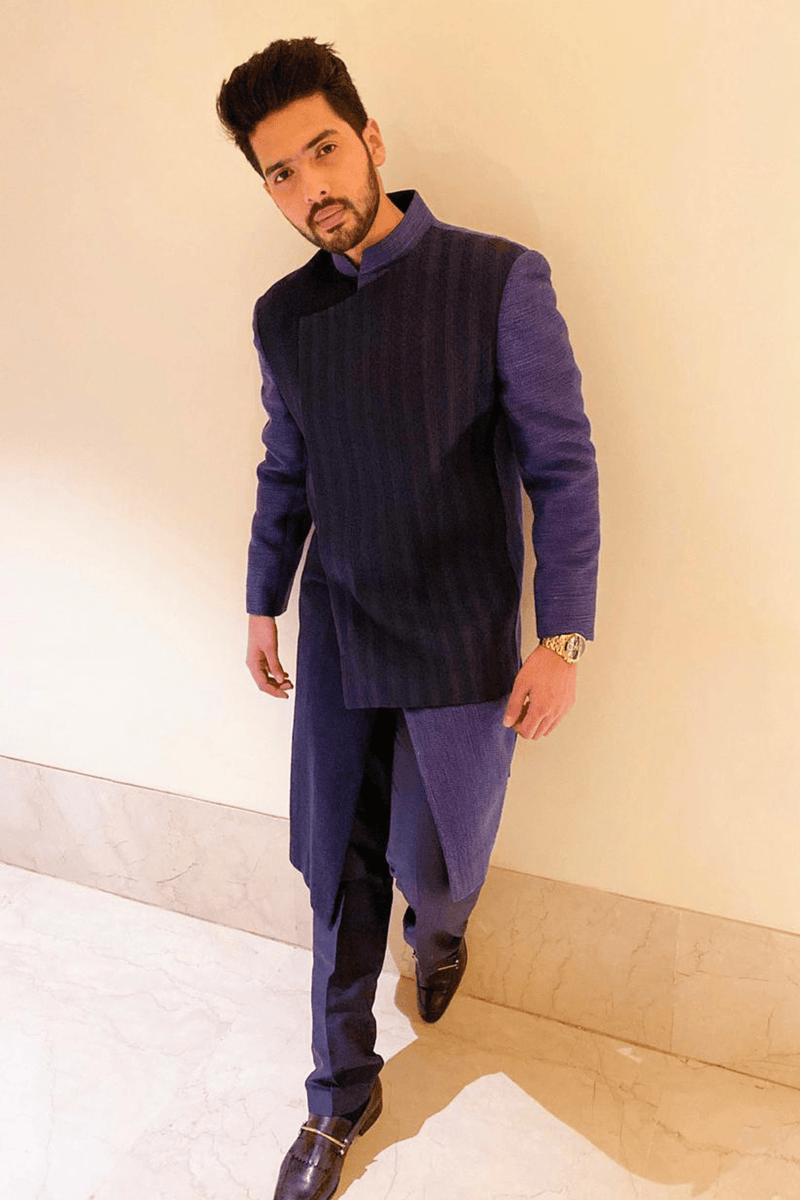 Armaan Malik In Dark Blue Assymetrical Overlap Achkan - Kunal Anil Tanna