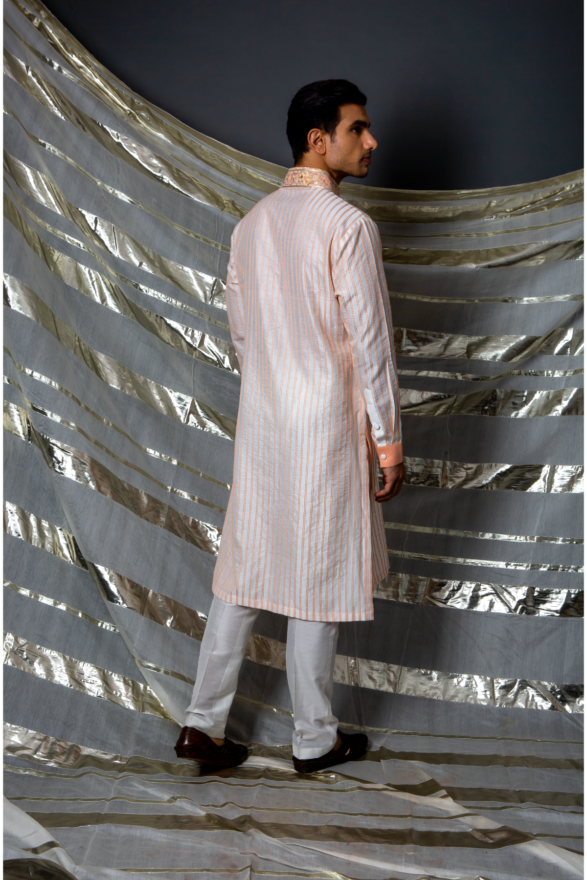 Off white peach thread textured kurta set - Kunal Anil Tanna
