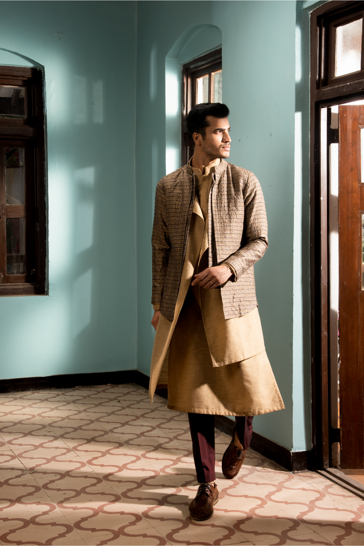 Beige textured jacket with beige layered kurta and maroon aligarhi - Kunal Anil Tanna